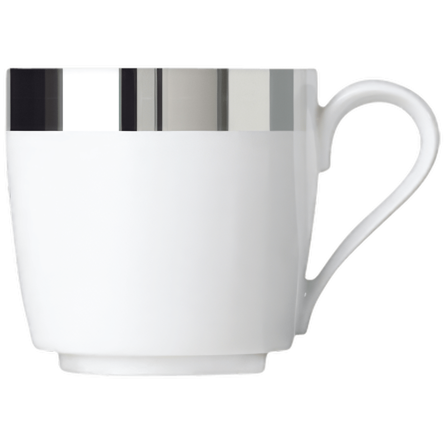 Weiße Tasse mit silbernem Rand, aufrecht stehend, vor schwarzem Hintergrund. Fürstenberg Porzellan.