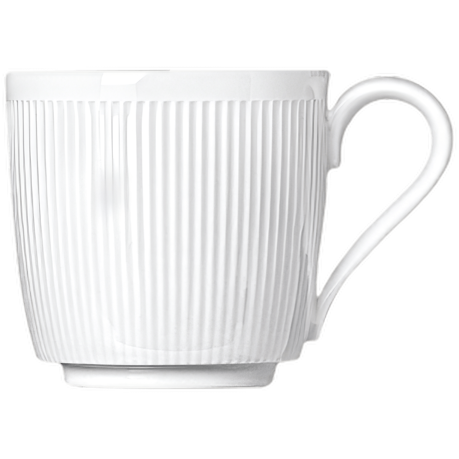 Weiße Tasse mit Rillenmuster steht auf schwarzem Hintergrund. Fürstenberg Porzellan.