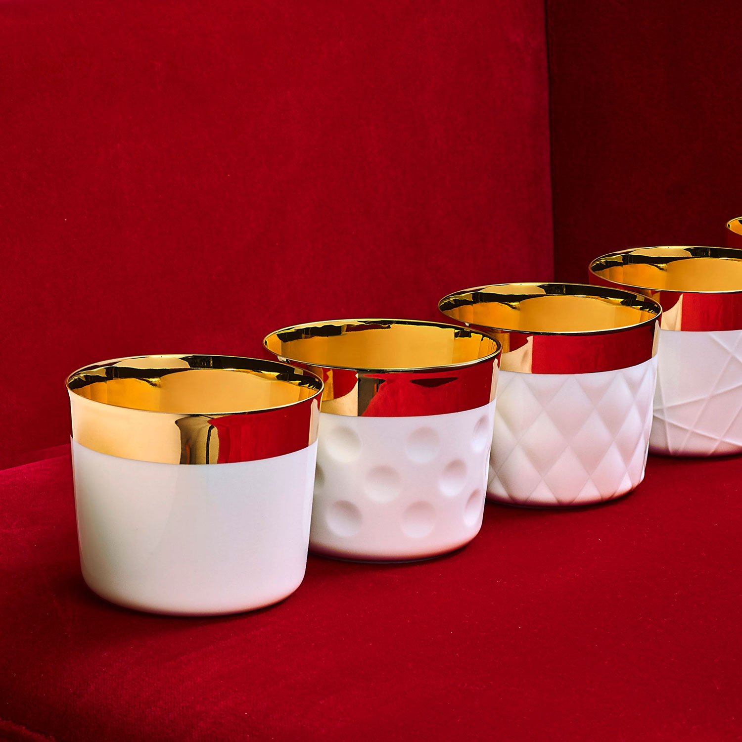 Champagnerbecher White, Cushion, Kissenrelief