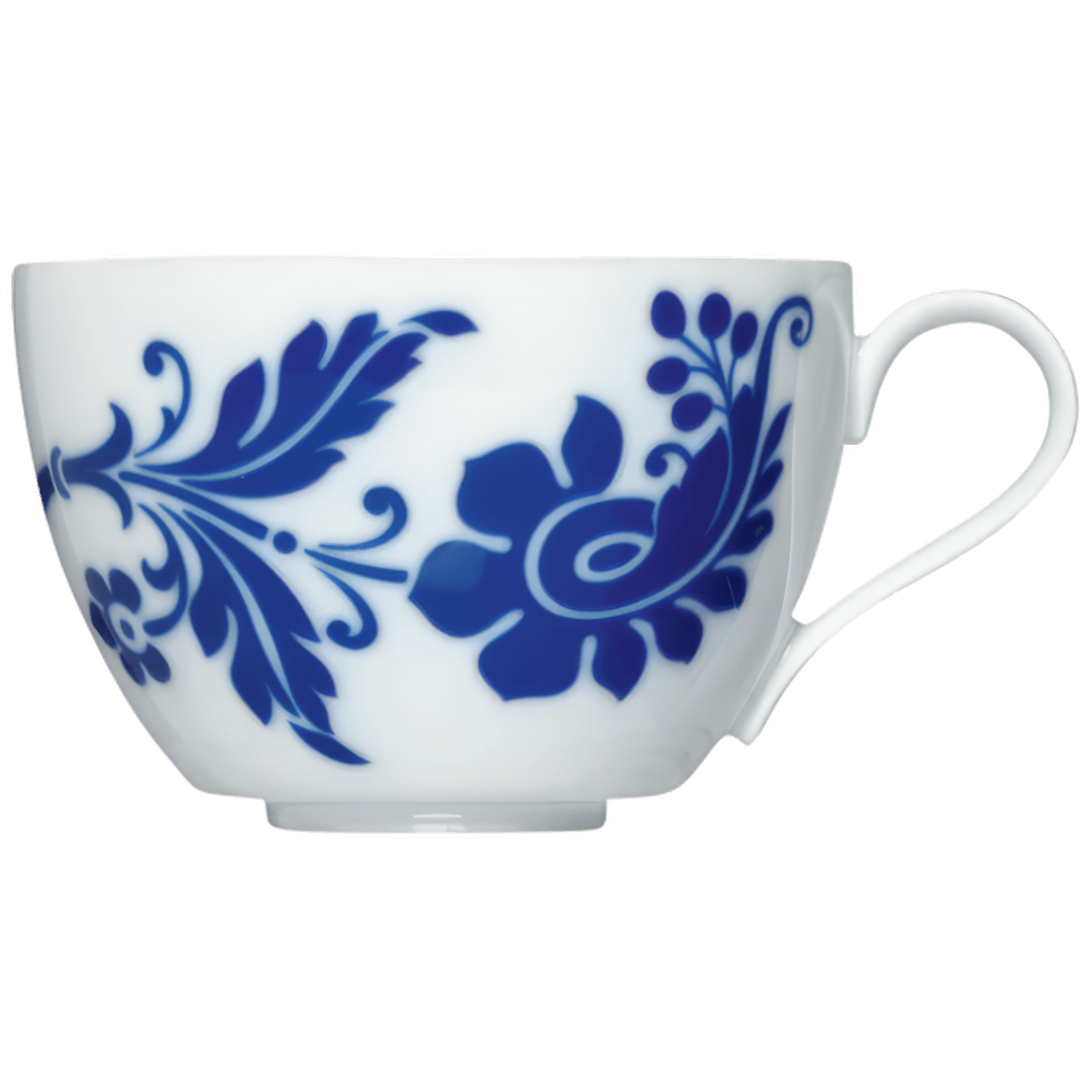 Weiße Tasse mit blauem, stilisiertem floralen Muster auf schwarzem Hintergrund. Fürstenberg Porzellan.