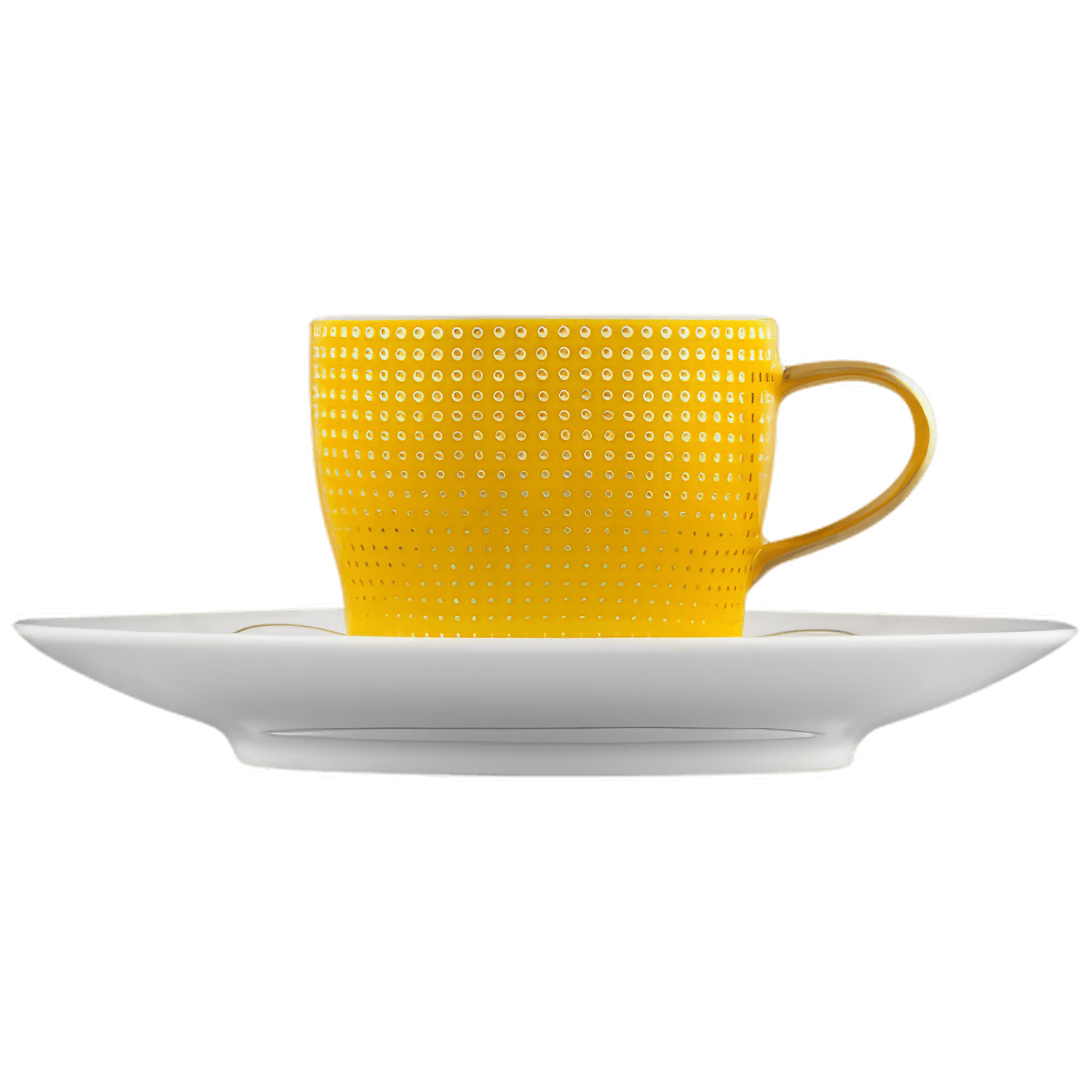 Gelbe, strukturierte Tasse steht auf weißer Untertasse, vor schwarzem Hintergrund. Fürstenberg Porzellan.