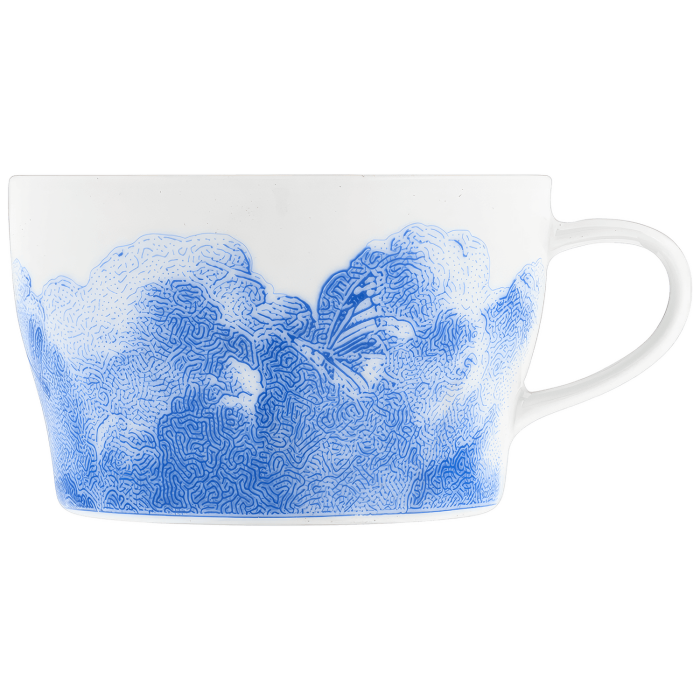 Blau bemalte Teeobertasse aus Porzellan